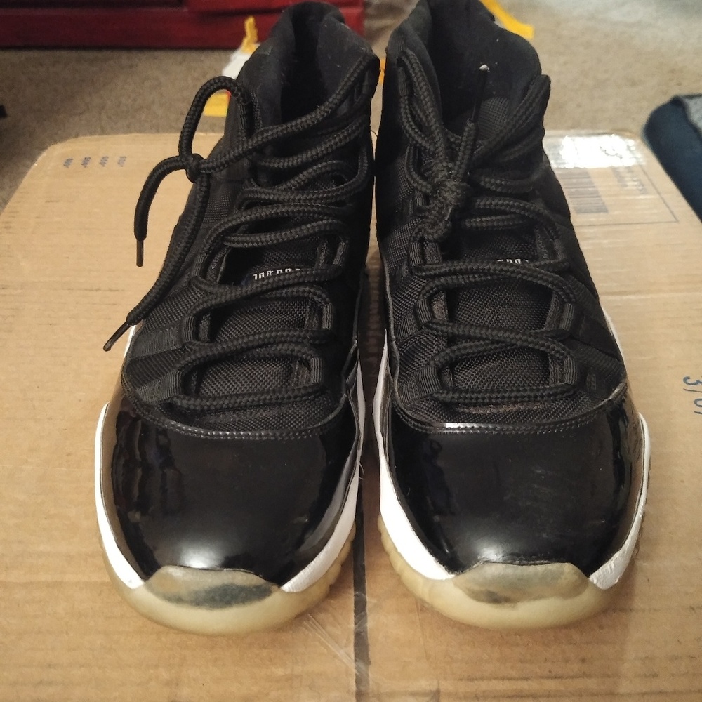 Jordan 11 Space Jam 2009